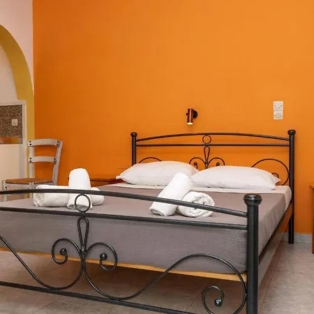 Beautiful Naxos Triple 150m From St George Appartamento *